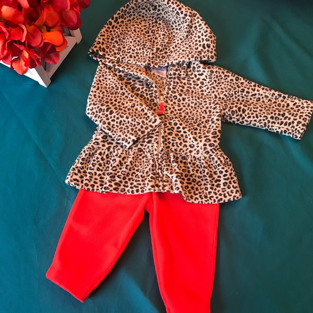 2 Piece Matching set in animal print and orange!!